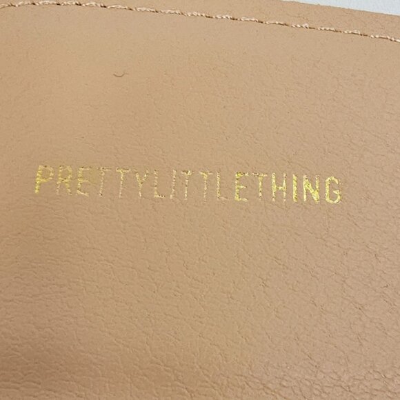 PrettyLittleThing 5/38 White Strappy Block Heel Preppy Summer Party Wedding Y2K - Picture 11 of 16